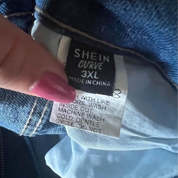 SHEIN jeans - Picture 2 of 3